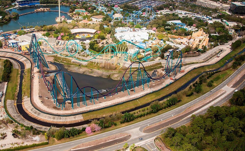 Achterbahn Mako in SeaWorld Orlando
