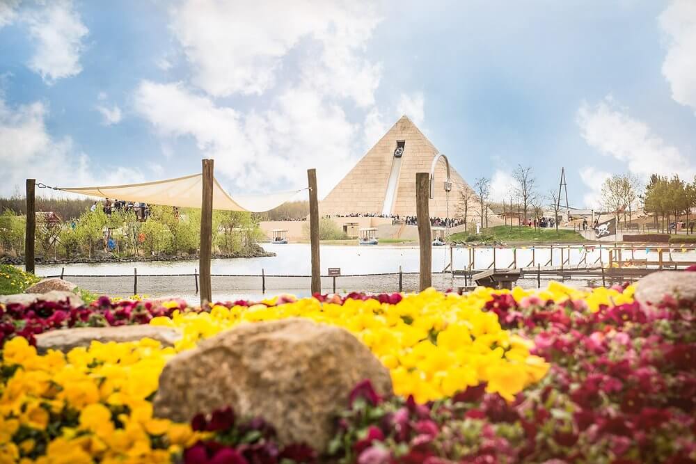 Osterhasen-Wettrennen im Abenteuerland BELANTIS