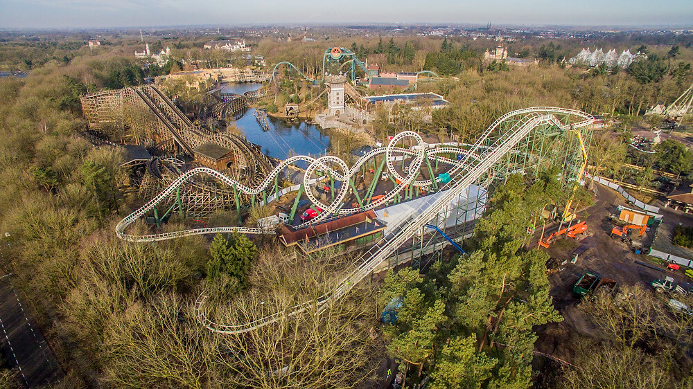 Achterbahn Python im Freizeitpark Efteling