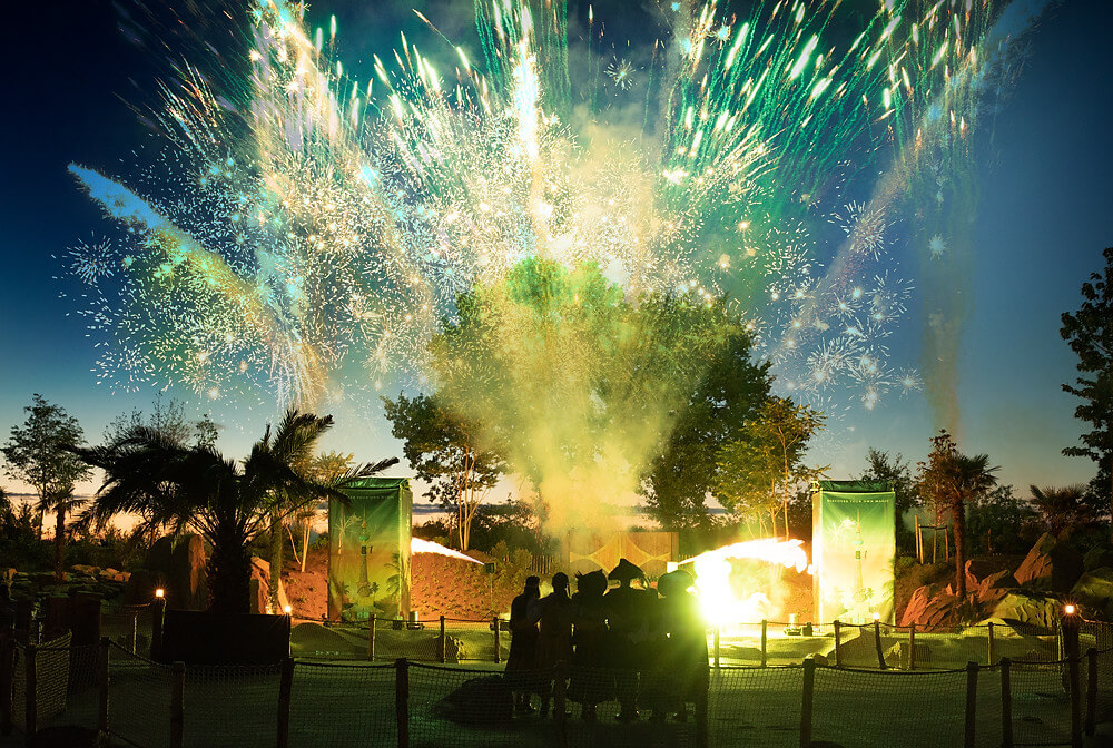 Mittsommerabend-Feuerwerk im Freizeitpark Toverland