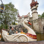 Die sechs Schwäne im Freizeitpark Efteling